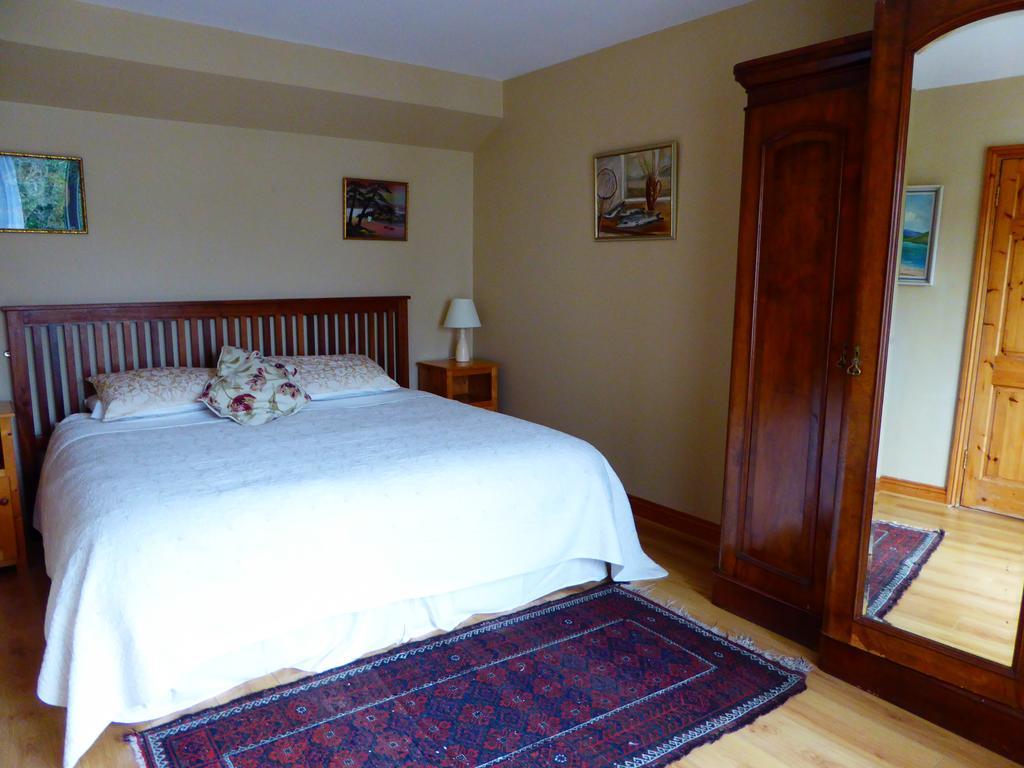 Camillaun Lodge With Lough Corrib Boat Hire Oughterard Eksteriør billede