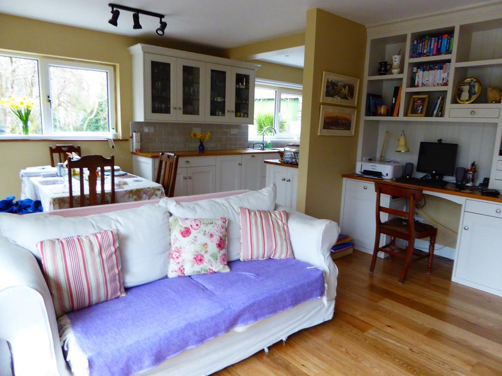 Camillaun Lodge With Lough Corrib Boat Hire Oughterard Eksteriør billede