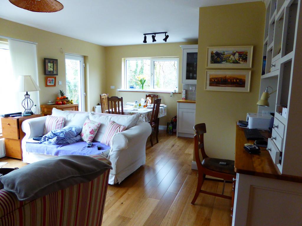 Camillaun Lodge With Lough Corrib Boat Hire Oughterard Eksteriør billede